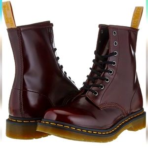 DocMartens 1460 8-eye boots cherry red